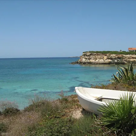 Il Ginepro Nature & Sea בית הארחה *