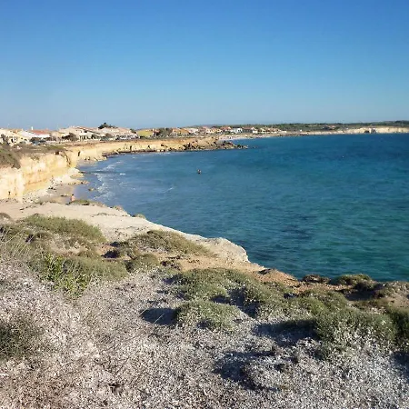 Il Ginepro Nature & Sea בית הארחה פוצו אידו
