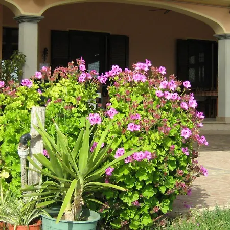 בית הארחה Il Ginepro Nature & Sea פוצו אידו