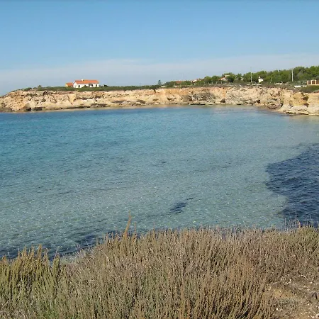 Il Ginepro Nature & Sea בית הארחה